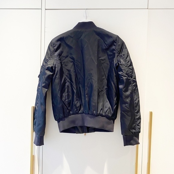 𝅺aritzia Babaton Gillian Bomber - Picture 7 of 14
